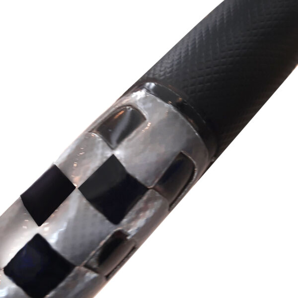 Cubre Volante 38Cm Negro Con Gris Reflectivo (Formula 1) - Image 2