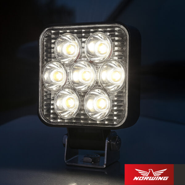 Faro LED Cuadrado 7 Leds 21W 12V 24V Universal - Image 3